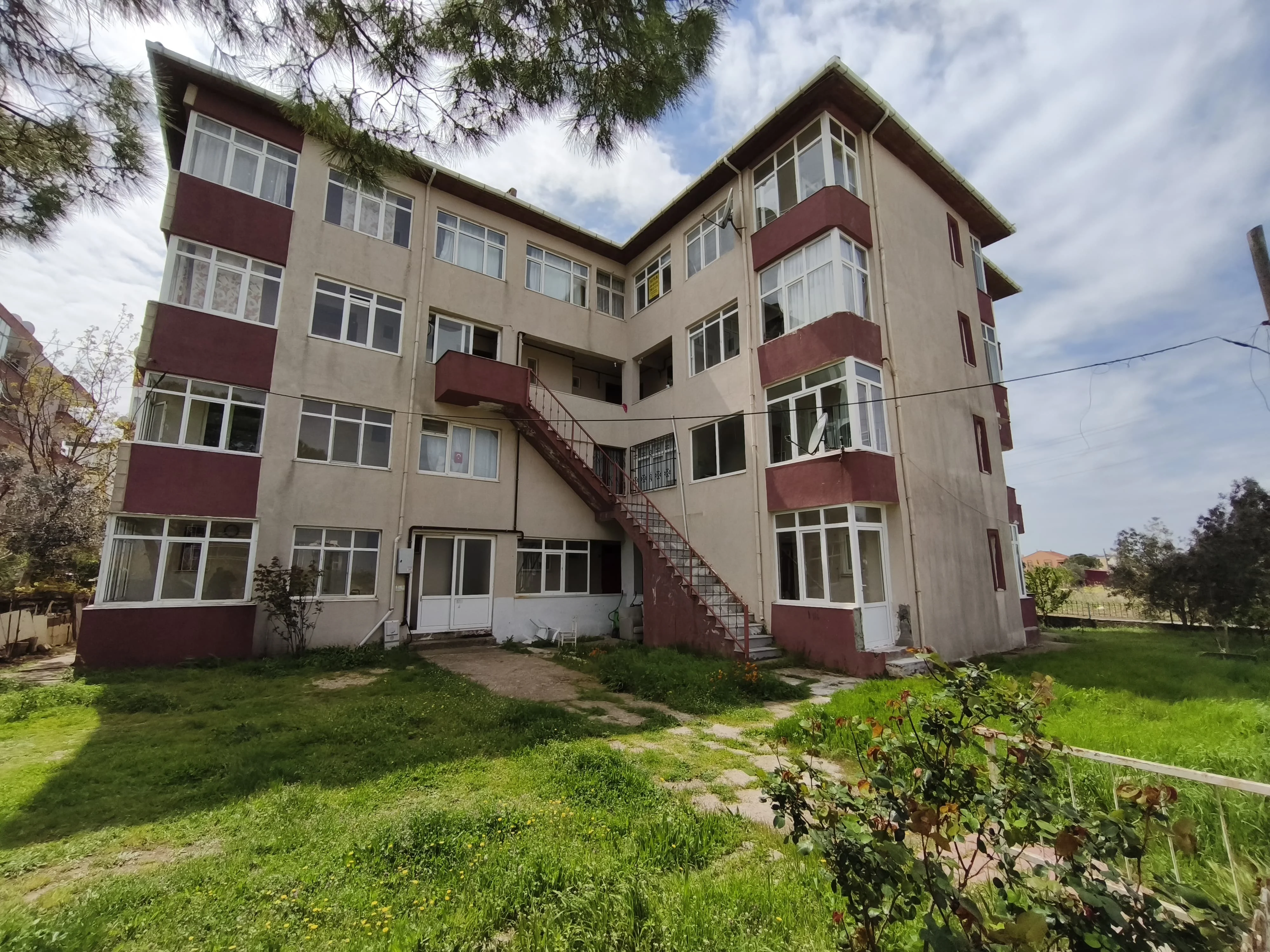 Çanakkale Lapseki Dalyan'da Emsalsiz Fırsat! Dubleks 3+1 Satılık Daire