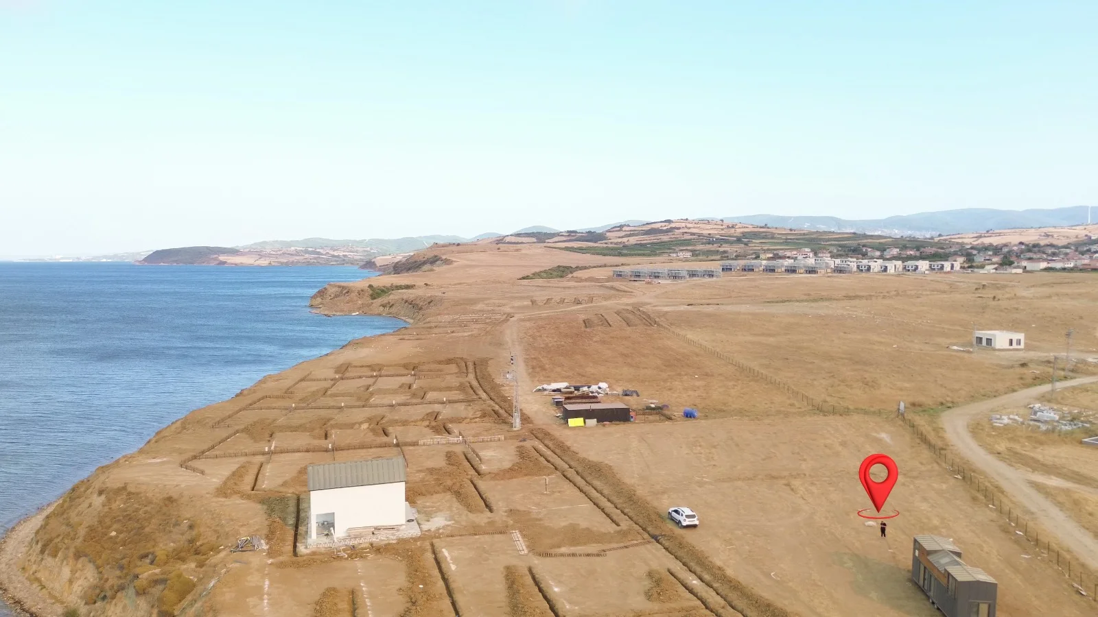 ÇANAKKALE LAPSEKİ EMEK HACIÖMERLER KÖYÜNDE SATILIK TİCARİ İMARLI ARSA