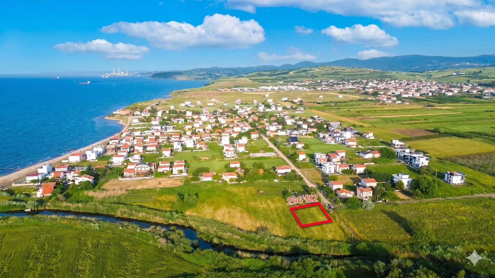 Çanakkale Lapsekide Denize 200 Metre Mesafede Satılık Tarla